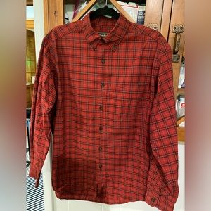 Gorgeous Eddie Bauer flannel in men’s medium